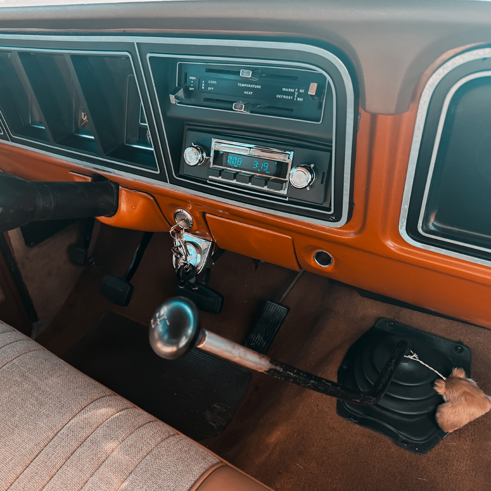 RETROSOUND DAB+ Autoradio im Design Liberty