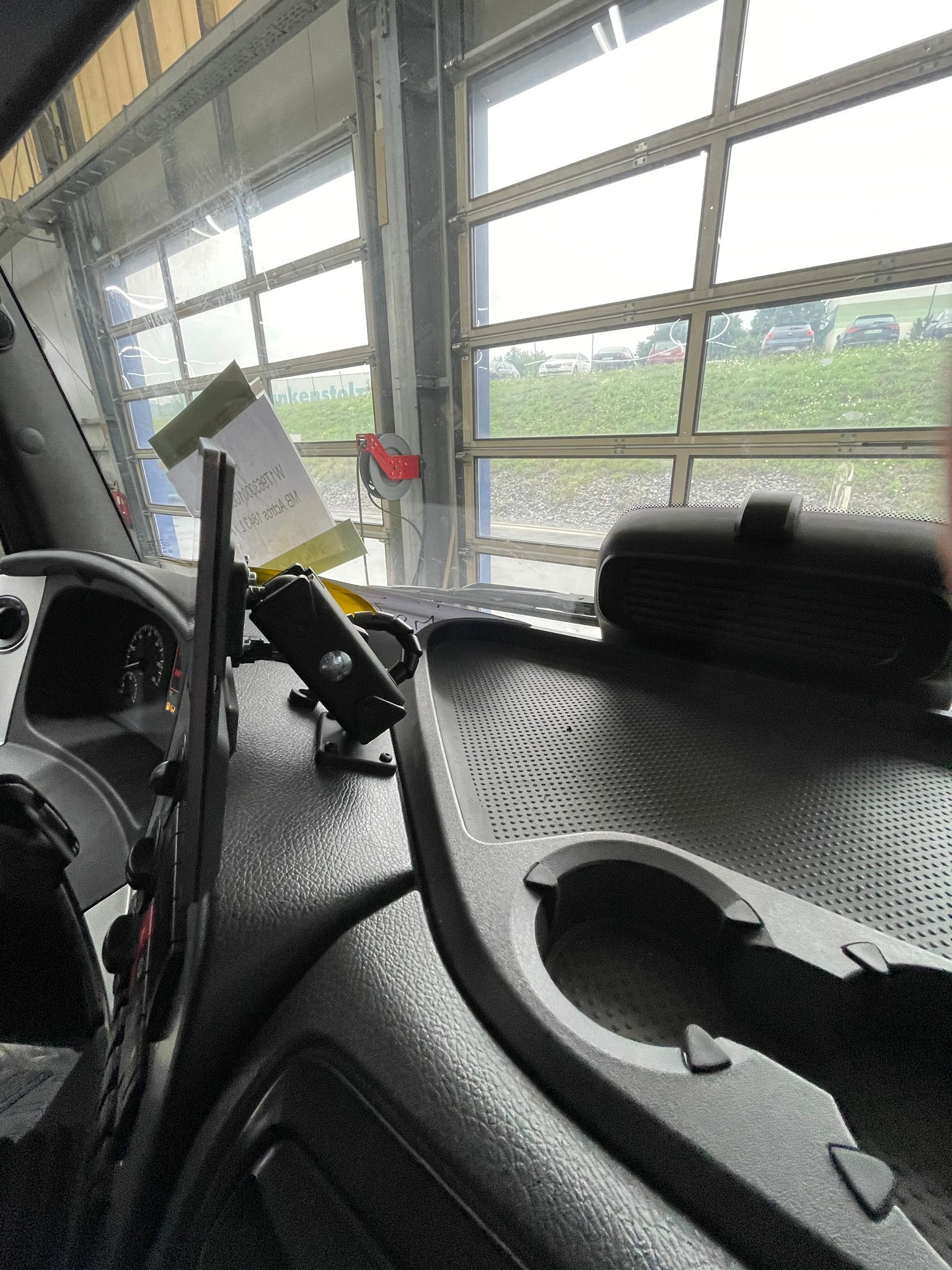 ARAT BIGmount Halter mit 64 mm Arm für Zenec Z-N1000