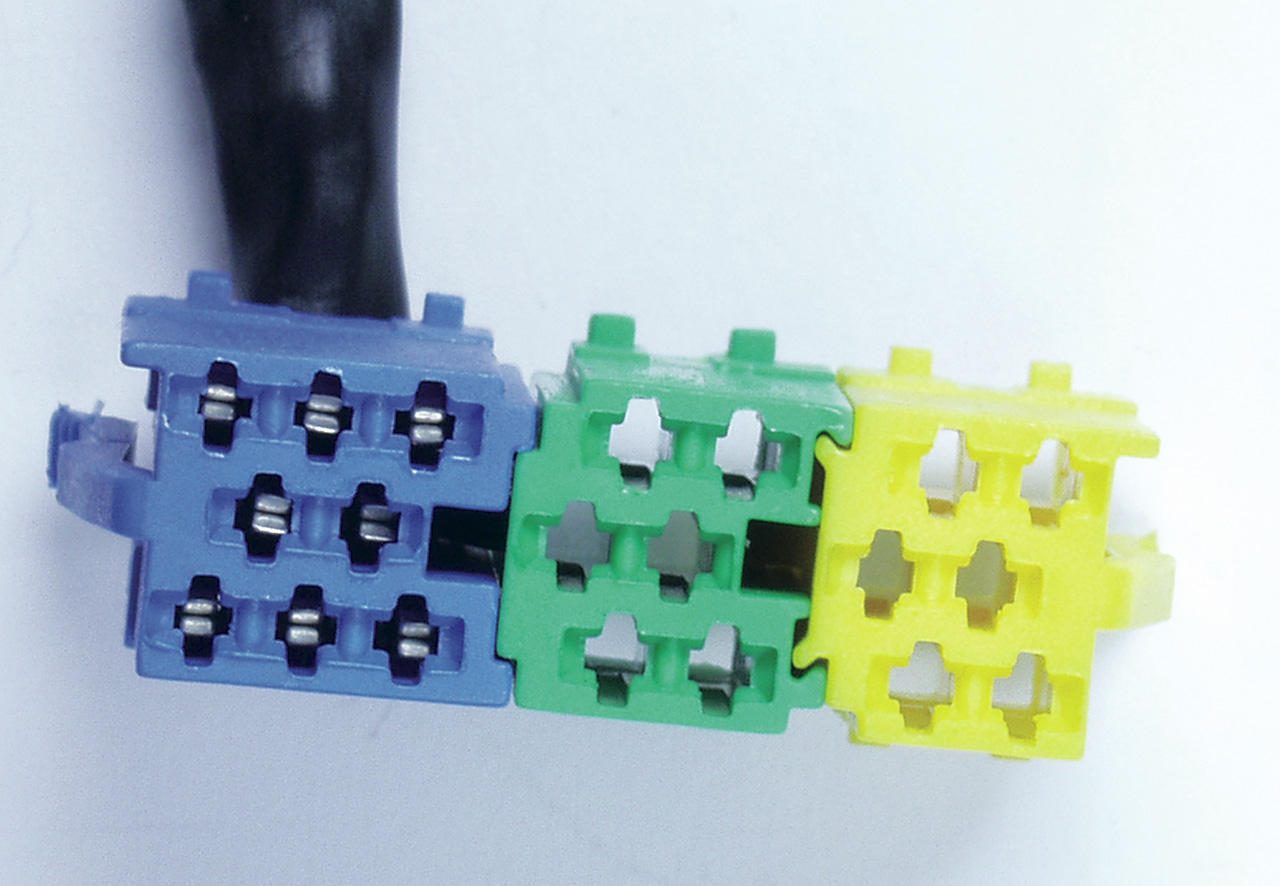 GRUNDIG CD-WECHSLERKABEL ACV301001