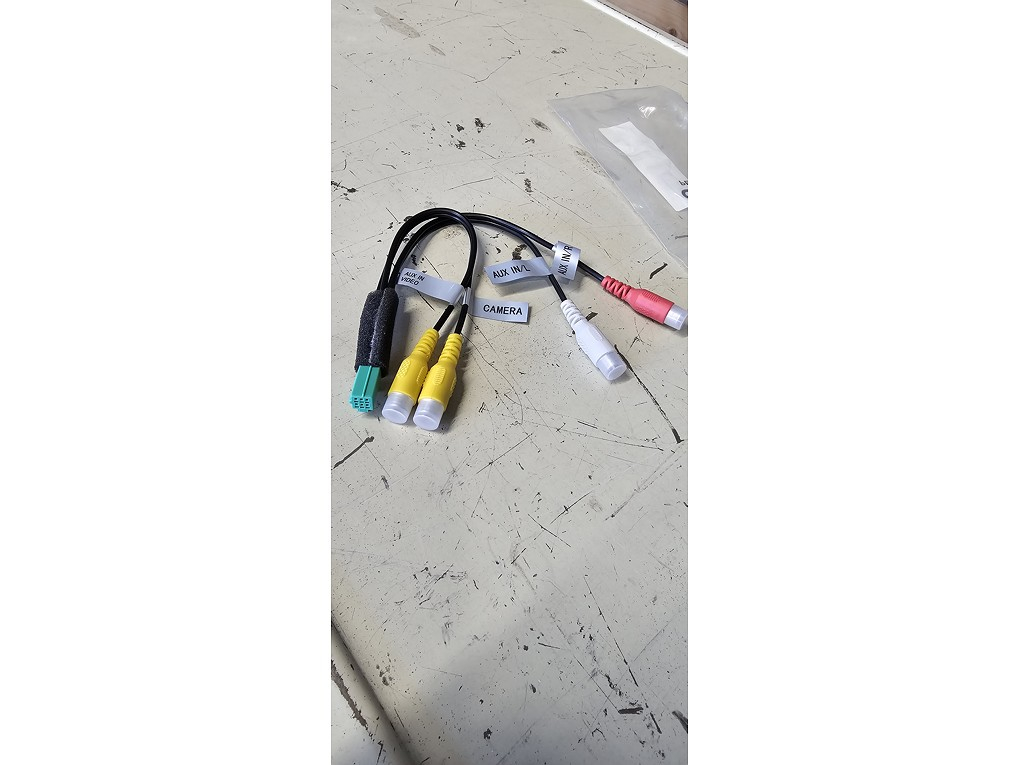 Zenec ZE-NC2010 Anschlusskabel AV/RFK Eingang