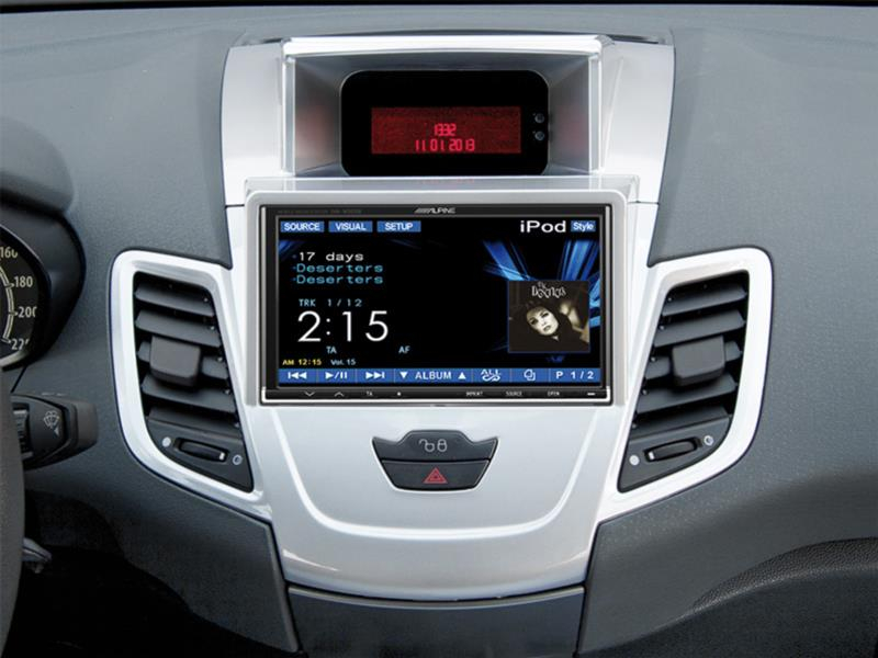 2-DIN Radioblende Ford Fiesta mit Display silber