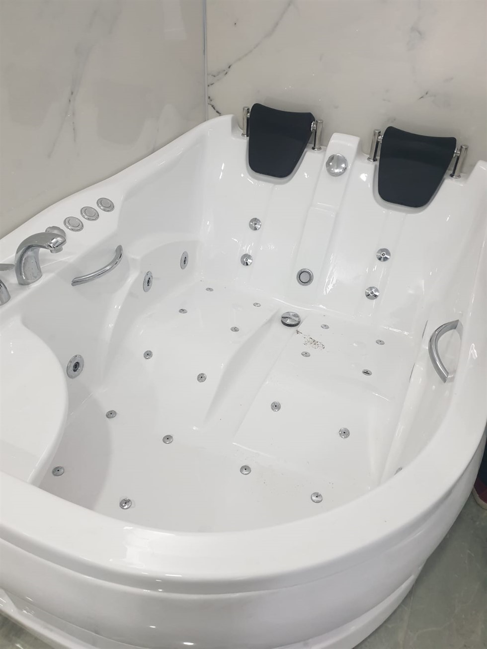 120x170 Çift Kişilik Jakuzi